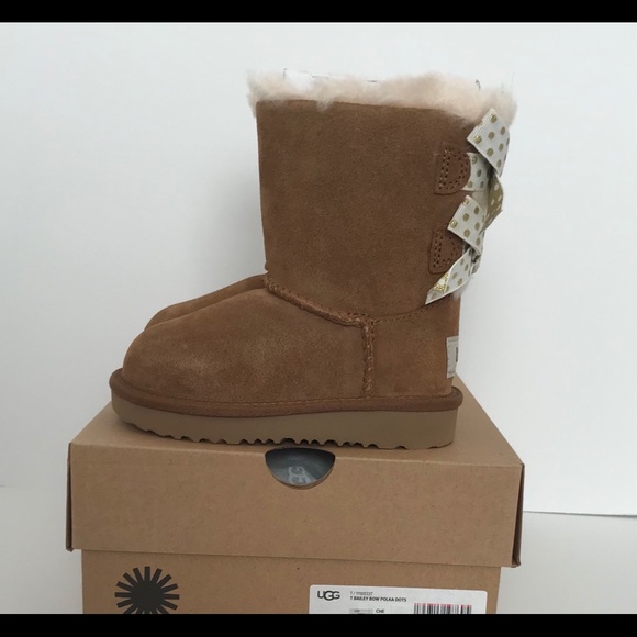 UGG Bailey Bow II Polka Dots Boots - Picture 7 of 8